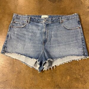 Abercrombie & Fitch Women's Denim Cut Off Jeans Shorts Size 20 The Mom Shorts 35